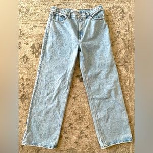 Abercrombie & Fitch - High Rise 90s Relaxed Jeans Size 12R